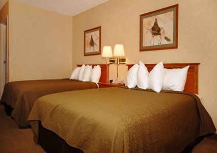 Quality Inn & Suites Montrose 02.[2]